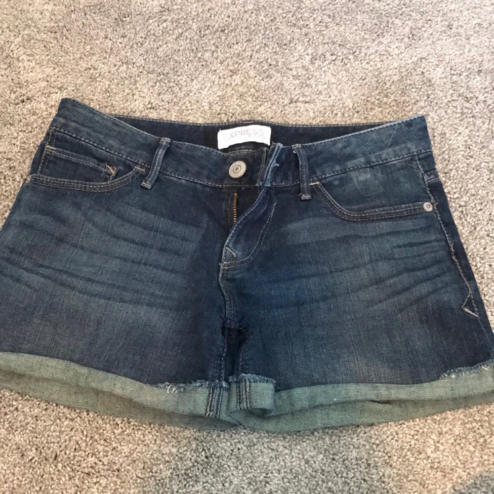 Shorts cuffed denim jean